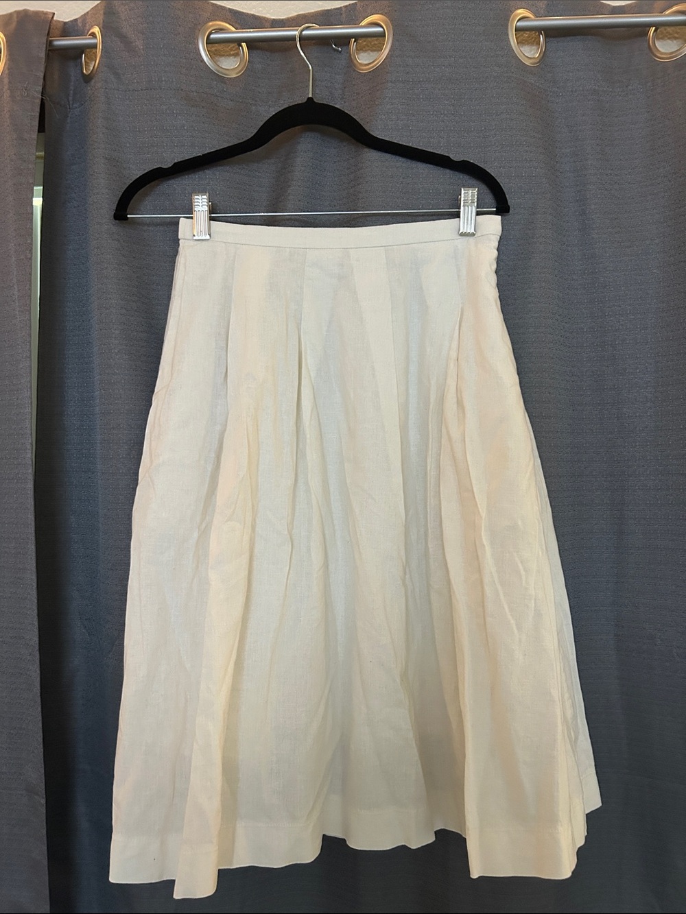 Uniqlo Cream Midi Pleated A-Line Skirt